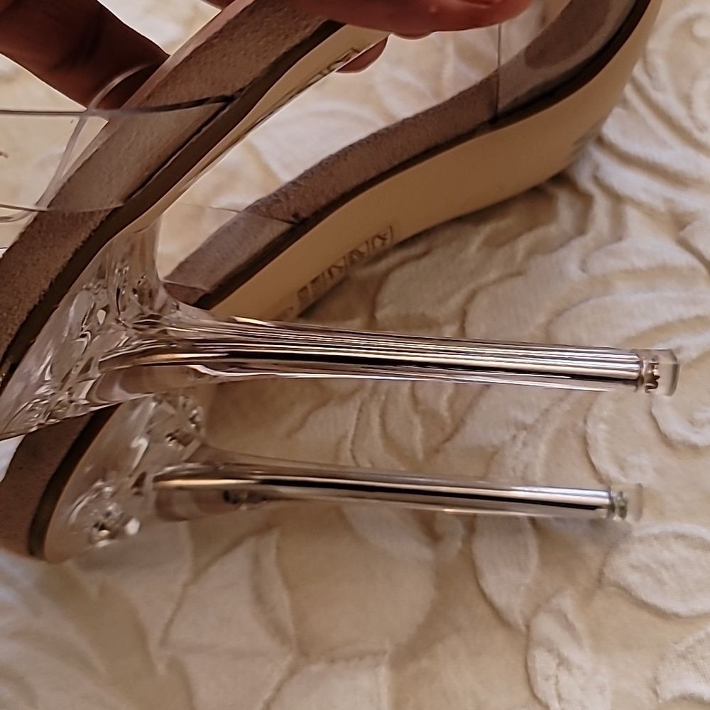 Beautiful Rhinestone Pointed Toe Slingbacks - Picture 12 of 16